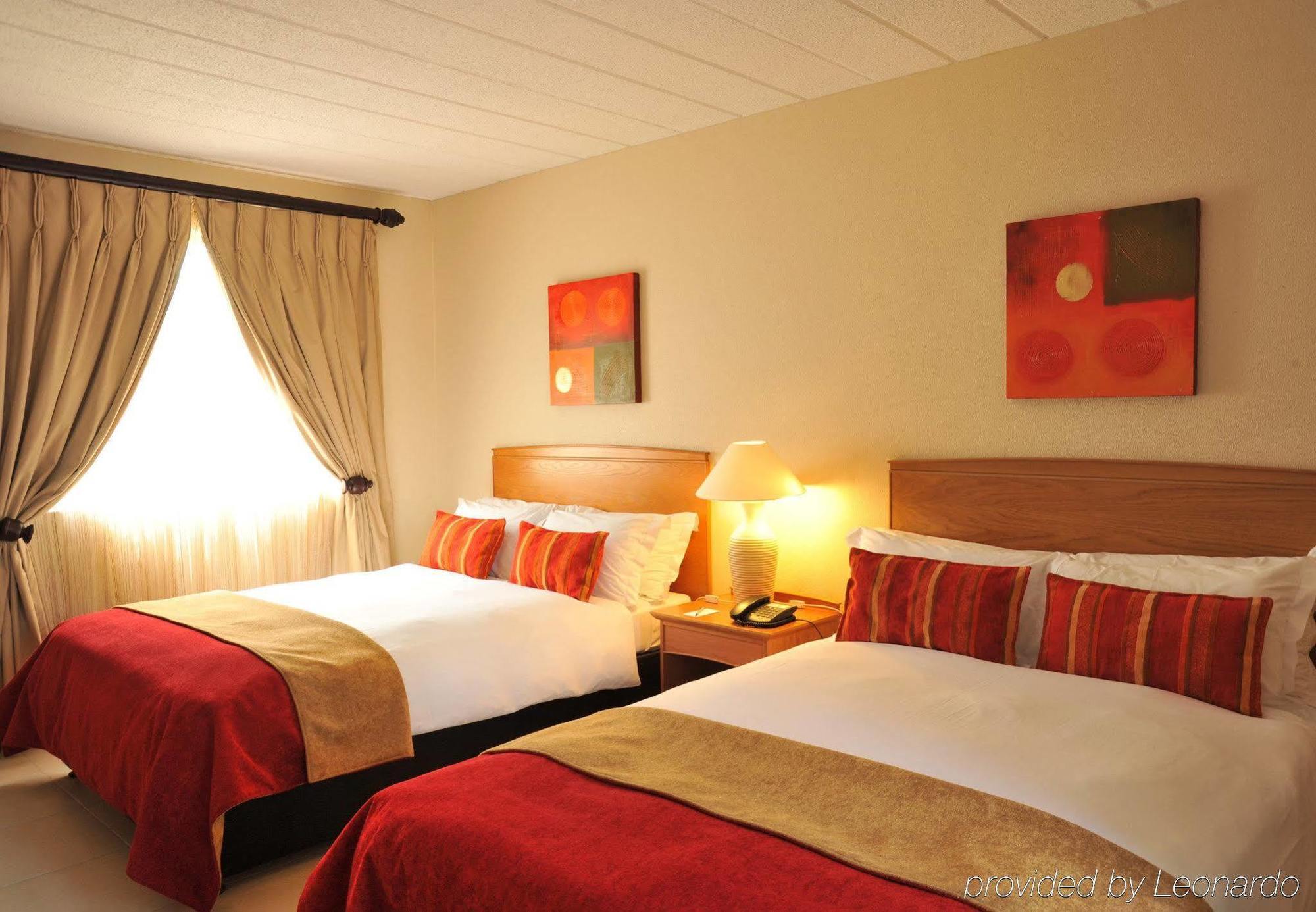 Protea Hotel By Marriott Polokwane Landmark Bagian luar foto