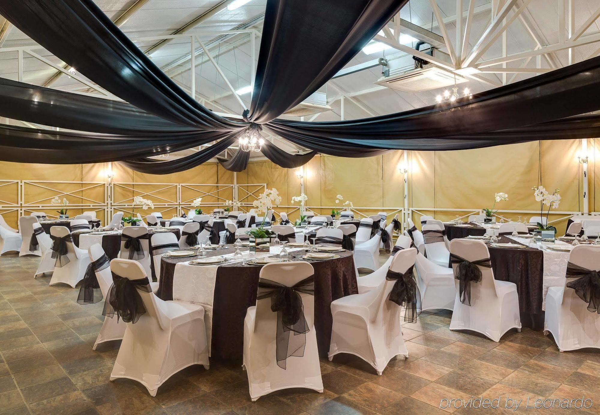 Protea Hotel By Marriott Polokwane Landmark Bagian luar foto